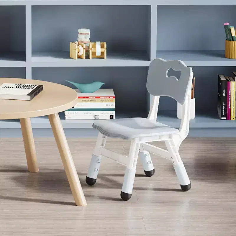 3-fach höhenverstellbare Kinderstühle - Kunststoffstühle für Kleinkinder mit rutschfesten Füßen, für Kinder von 2-12 Jahren