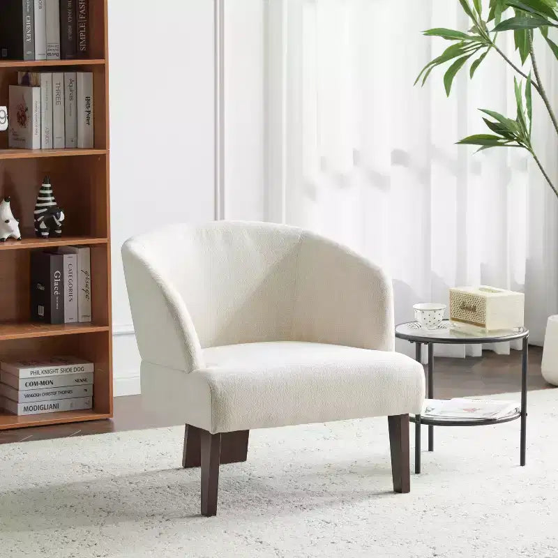Gepolsterter Stuhl im Mid-Century-Modern-Stil mit geschwungener Rückenlehne