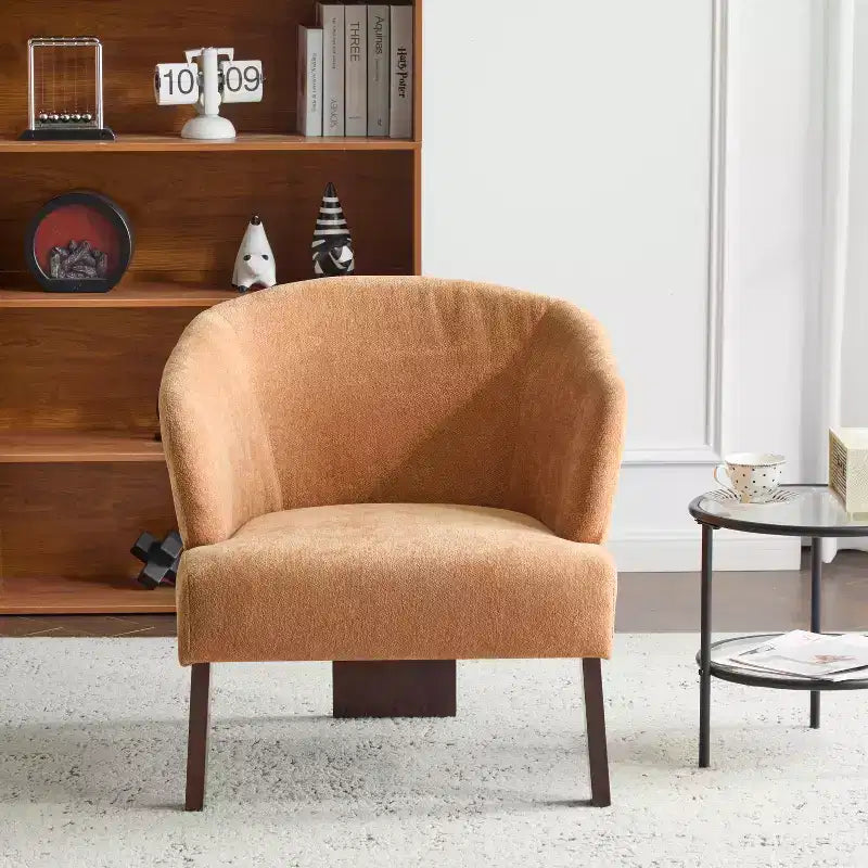 Gepolsterter Stuhl im Mid-Century-Modern-Stil mit geschwungener Rückenlehne