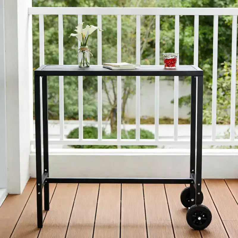 Mobiler Outdoor-Bartisch mit Rollen, wasserdichter Metallplatte, verstellbaren Nivellierfüßen und stabiler Thekenhöhe für Terrasse, Garten und Poolbereich, Schwarz, 39 Zoll