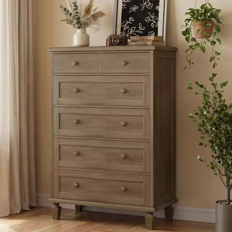 Commode haute de 47 avec 6 tiroirs - Coffre en bois vintage, poignées sculptées et pieds fuselés - Grand espace de rangement pour chambre, salon ou entrée - Meuble moderne