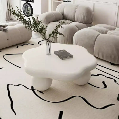 35 Zoll großer, blütenblattförmiger Couchtisch im modernen, minimalistischen Stil mit kugelförmigen Beinen, platzsparender Wohnzimmertisch, ideal für kleine Wohnungen, Cremeweiß